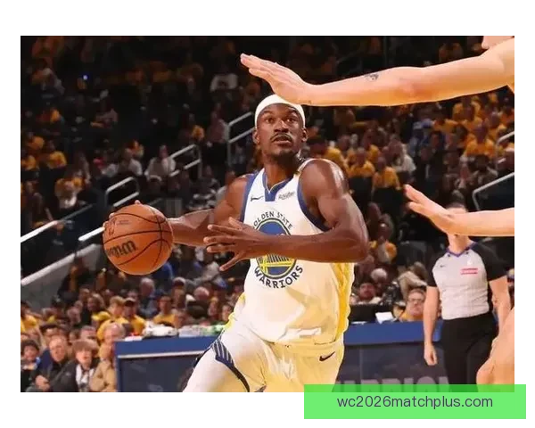 巴特勒季后赛强硬风格与常规赛表现数据对比分析 巴特勒季后赛强硬风格与常规赛表现数据对比分析